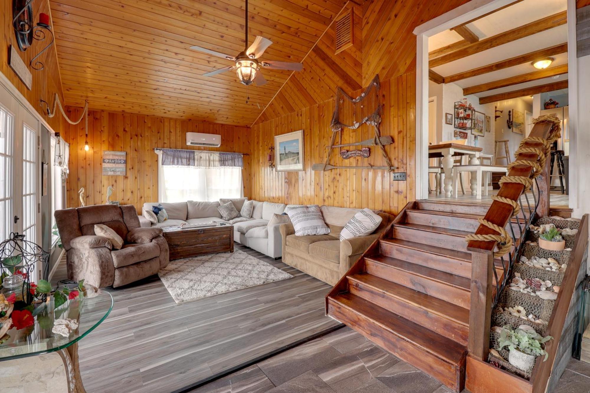 Oceanfront Milford Home With View And Boat Access エクステリア 写真