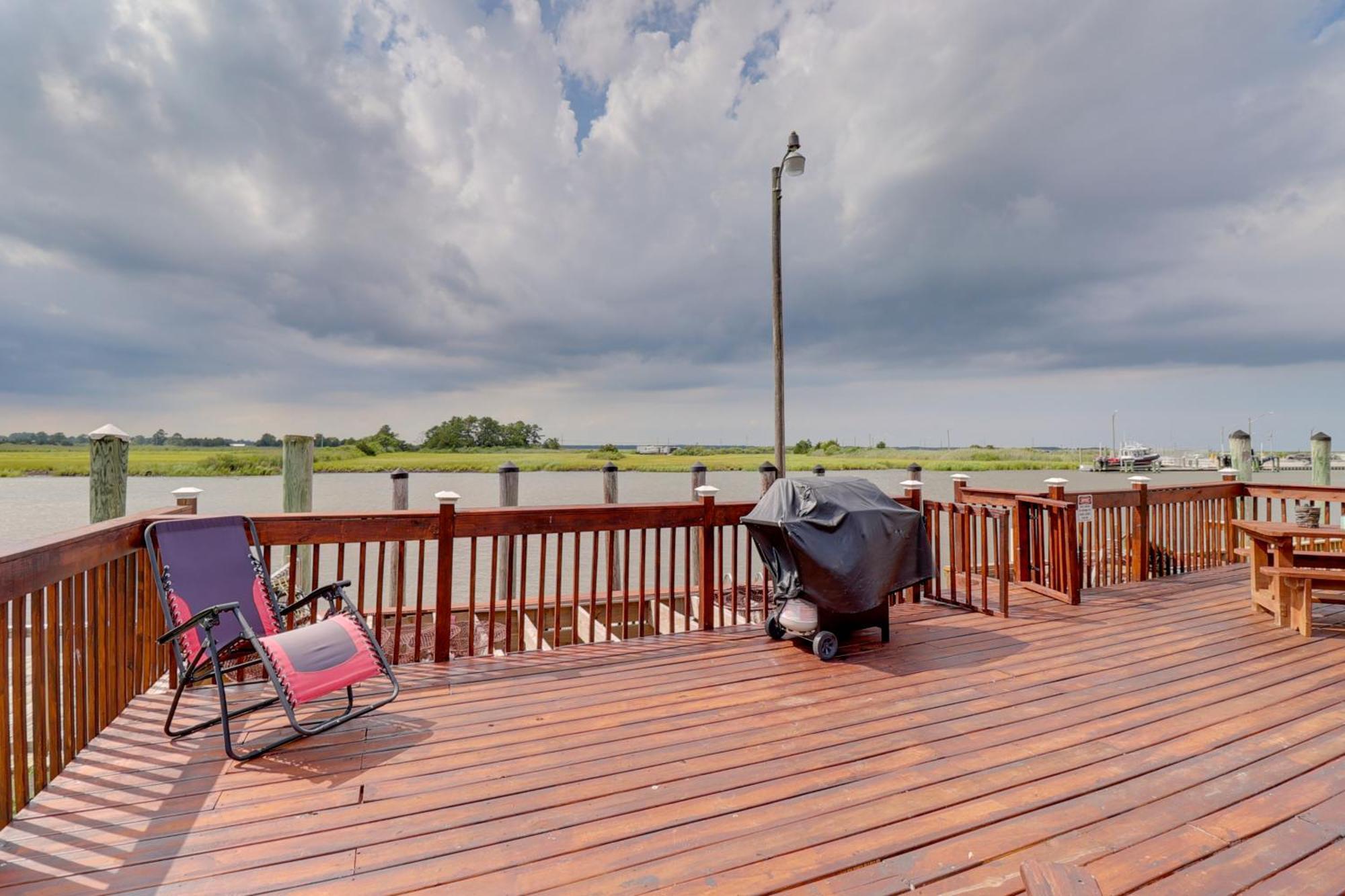 Oceanfront Milford Home With View And Boat Access エクステリア 写真